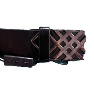 Burberry Black Traditional Leather Belt. Made in Italy. BNWOT